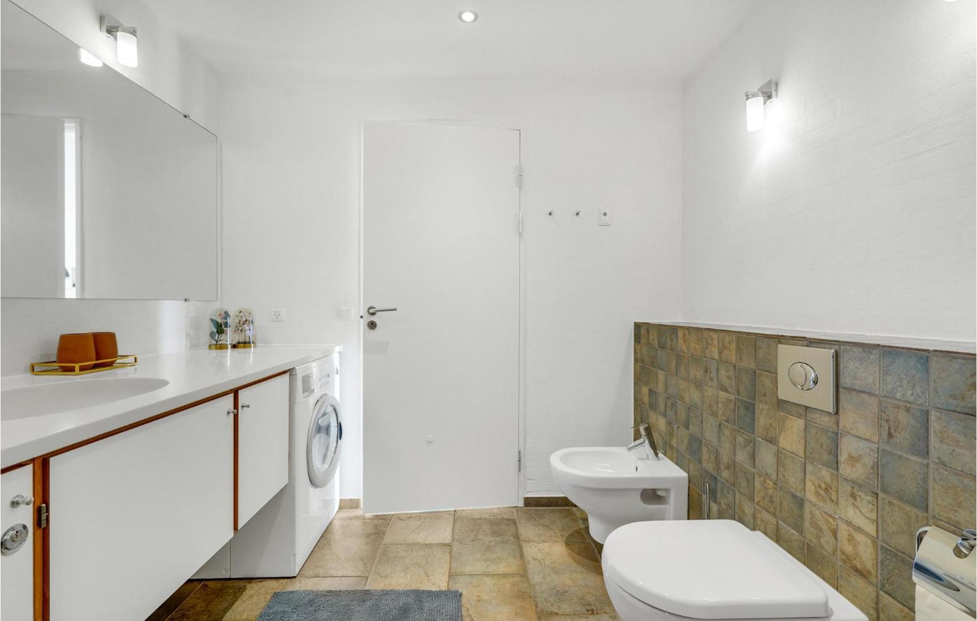 2 Bedroom Cozy Home In Romo Sønderby Exteriör bild
